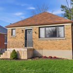 2-bedroom detached home for sale in Cobourg — 156 Spencer Street E (Photo 2)