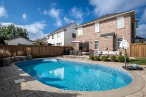 3-bedroom detached home for sale in Milton — 1592 French Garden