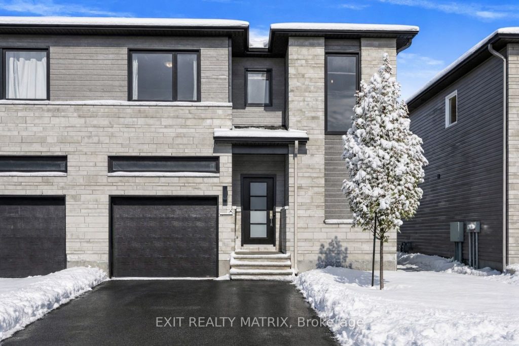 3-bedroom att/row/townhouse for sale in The Nation — 16 Livya Street (Photo 1)