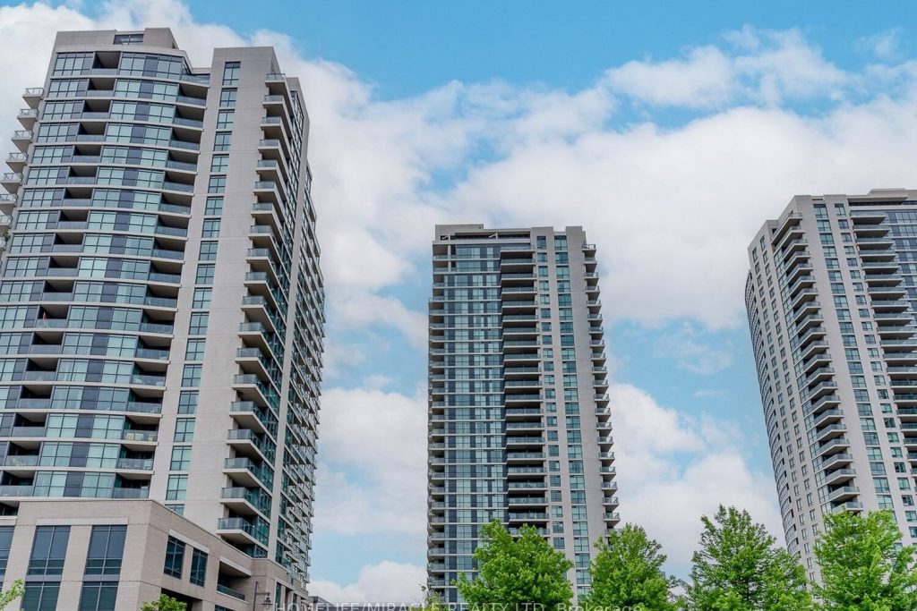 1-bedroom condo apartment for sale in Toronto — 1606 - 215 Sherway Gardens Road (Photo 1)