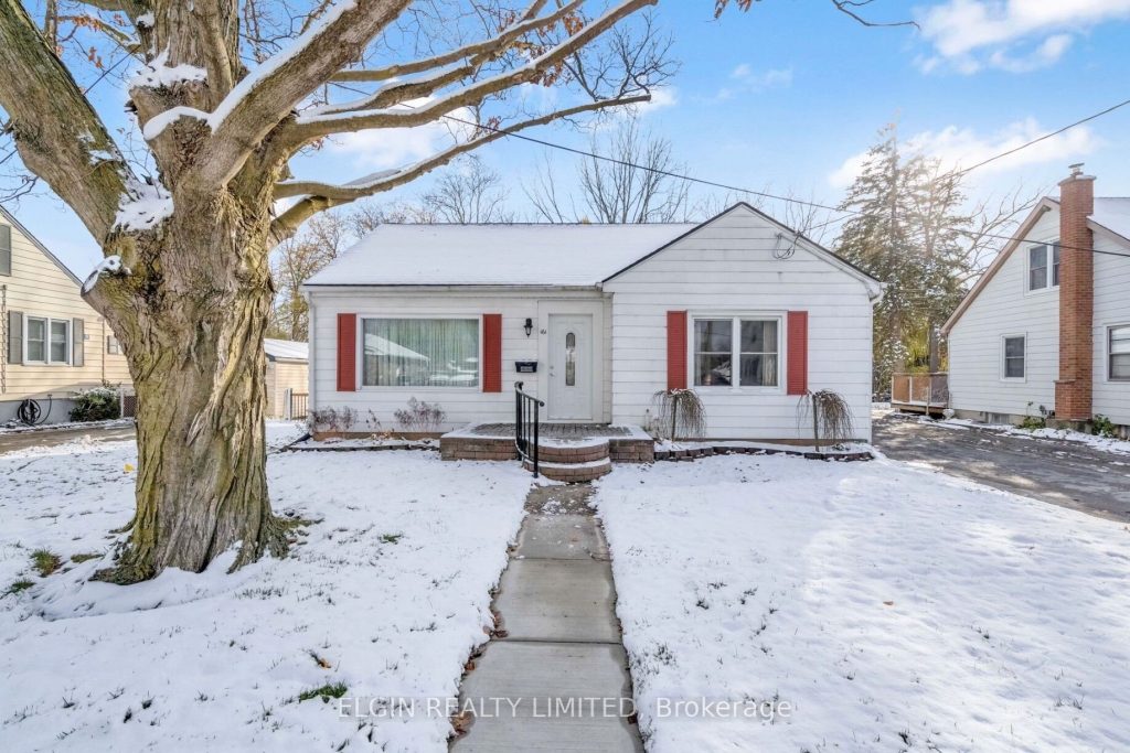 3-bedroom detached home for sale in St. Thomas — 161 Chestnut Street (Photo 1)