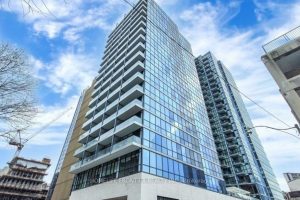 1-bedroom condo apartment for rent in Toronto — 1613 - 210 Simcoe Street