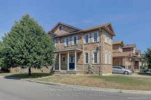 4-bedroom semi-detached home for rent in Vaughan — 163 Fairlane Crescent