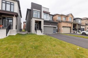4-bedroom detached home for sale in Whitchurch-stouffville — 163 Fallharvest Way