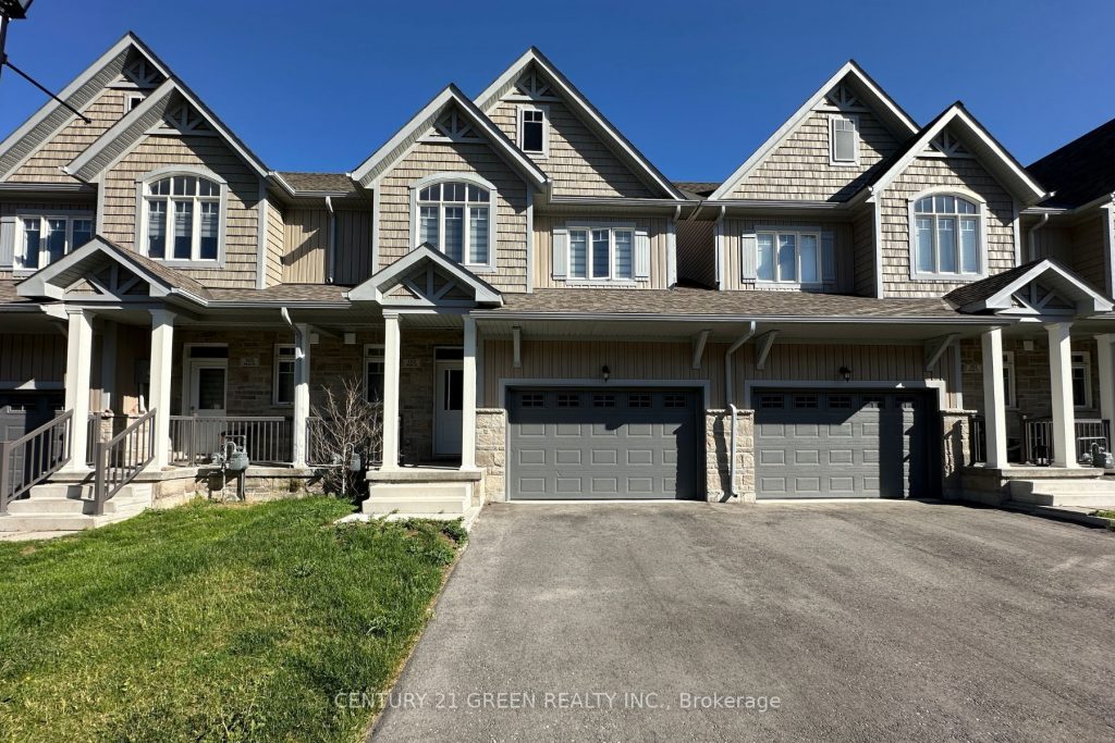 3-bedroom att/row/townhouse for rent in Blue Mountains — 163 Rosie Street (Photo 1)