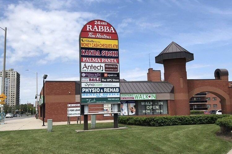 Studio commercial retail home for rent in Mississauga — 17 - 2325 Hurontario Street (Photo 1)