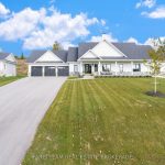 3-bedroom detached home for sale in Oro-medonte — 17 Clydesdale Court (Photo 3)