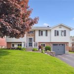 3-bedroom home for sale in Elora — 17 Keating Drive (Photo 2)