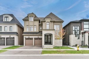 4-bedroom detached home for sale in Richmond Hill — 17 Red Giant Street