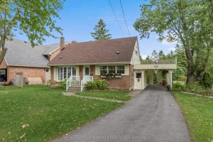 3-bedroom detached home for sale in Kawartha Lakes — 17 Richard Avenue