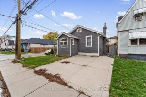 2-bedroom detached home for sale in Hamilton — 171 Britannia Avenue
