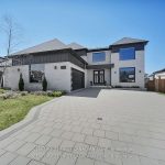 4-bedroom detached home for sale in London South — 1741 Upper West Avenue (Photo 2)