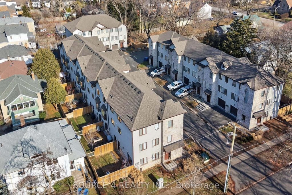 Studio investment home for sale in St. Catharines — 175 Russell Avenue (Photo 1)