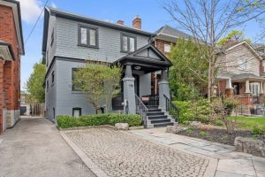 4-bedroom detached home for sale in Toronto — 176 Melrose Avenue