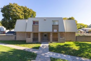 2-bedroom condo townhouse for rent in St. Catharines — 177 - 17 Old Pine Trail
