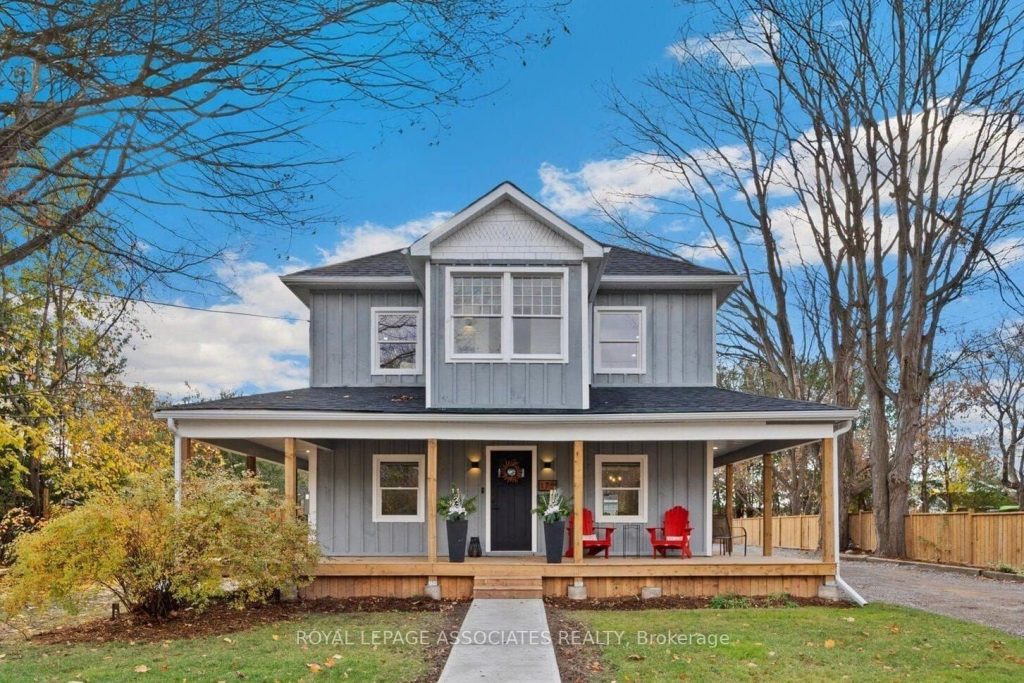 5-bedroom detached home for sale in Georgina — 179 Church Street (Photo 1)