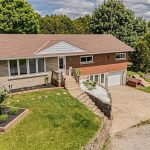 4-bedroom single family residence home for sale in Simcoe — 17 Church Street E (Photo 3)
