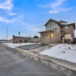 3-bedroom detached condo home for sale in London South — 18 - 10 Chalkstone Drive (Photo 2)