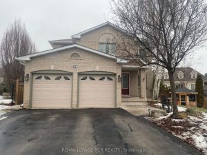 4-bedroom detached home for sale in Caledon — 18 Old Hickory Court