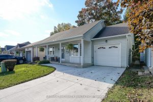 2-bedroom detached home for sale in Tillsonburg — 18 Wilkins Crescent