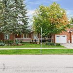 2-bedroom detached home for sale in Blue Mountains — 180 Russell Street E (Photo 1)