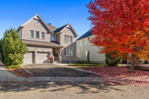 4-bedroom detached home for sale in Ottawa — 180 Sunita Crescent