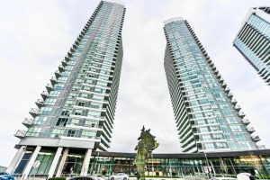 Studio condo apartment for rent in Toronto — 1801 - 117 Mcmahon Drive