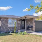 5-bedroom home for sale in Windsor — 1812 Vicky Circle (Photo 3)