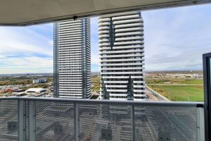 1-bedroom condo apartment for rent in Vaughan — 1815 - 8 Interchange Way