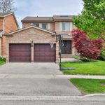 4-bedroom detached home for sale in Vaughan — 19 Bevshire Circle (Photo 2)