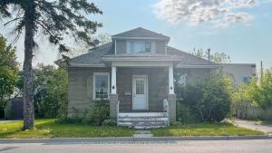 3-bedroom detached home for sale in Quinte West — 19 Flindall Street