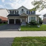 4-bedroom detached home for sale in Barrie — 19 Thrushwood Drive (Photo 1)