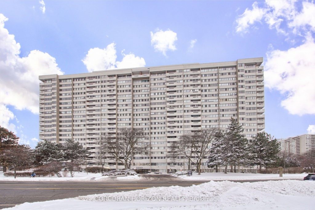 2-bedroom condo apartment for sale in Mississauga — 1909 - 1580 Mississauga Valley Boulevard (Photo 1)