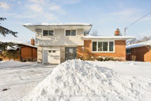3-bedroom detached home for sale in Kitchener — 194 Ross Avenue