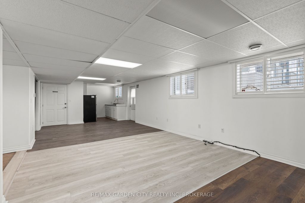 1-bedroom duplex home for rent in St. Catharines — 2 - 101 Moffatt Street (Photo 1)