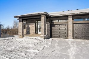 2-bedroom semi-detached home for rent in Brockville — 2 - 1104 Moore Street