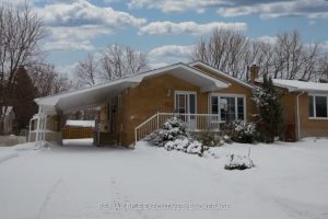 2-bedroom detached home for rent in Kingston — 2 - 130 Weller Avenue