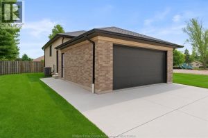 2-bedroom home for rent in Lasalle — 2 - 2463 Front Road