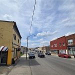 Studio home for rent in Brantford — 2 - 323 Colborne Street (Photo 3)