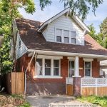 5-bedroom home for rent in Windsor — 2 - 387 Josephine (Photo 1)