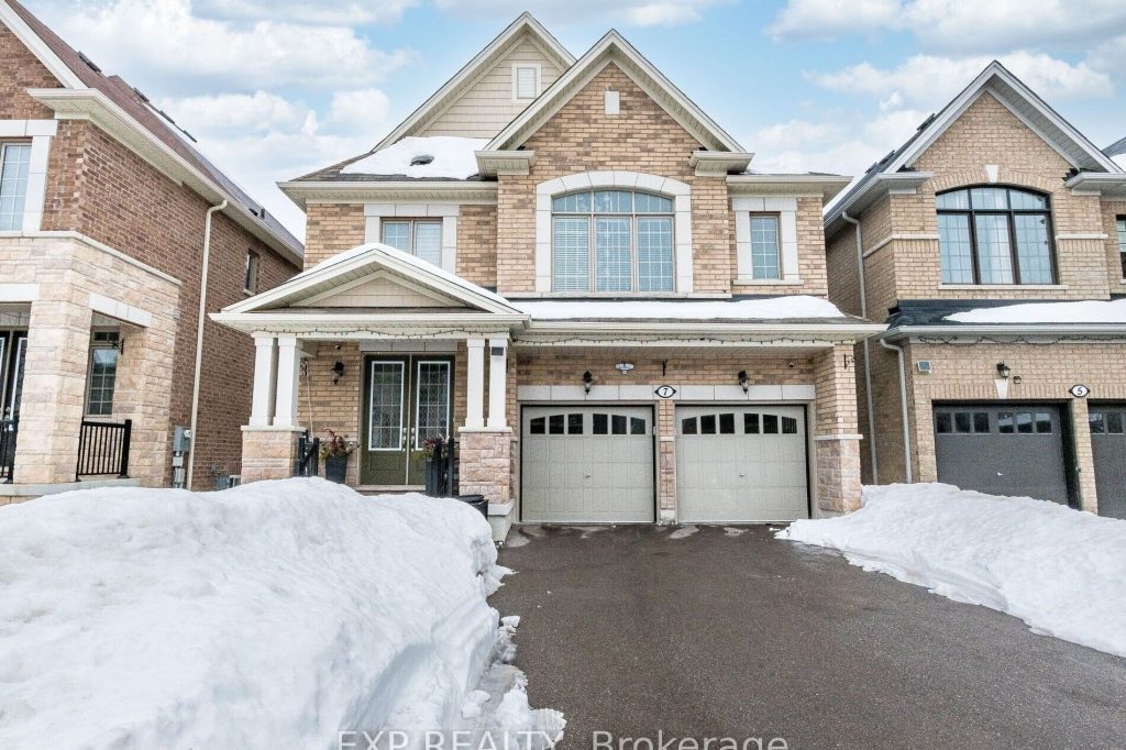 2-bedroom detached home for rent in Brampton — 2 - 7 Fascination Street (Photo 1)