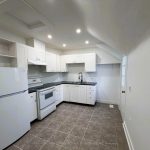 2-bedroom upper level home for rent in Aurora — 2 - 98 Wellington Street E (Photo 3)