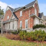 4-bedroom detached home for sale in Markham — 2 Yorkton Boulevard (Photo 2)