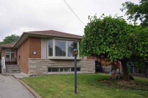 3-bedroom detached home for sale in Toronto — 20 Gander Drive