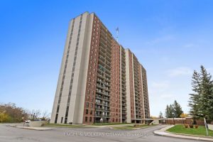 2-bedroom condo apartment for sale in Ottawa — 2001 - 665 Bathgate Drive