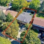 4-bedroom detached home for sale in Toronto — 201 Banbury Road (Photo 4)