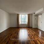 3-bedroom condo apartment for rent in Toronto — 2010 - 256 Doris Avenue (Photo 4)