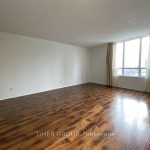 3-bedroom condo apartment for rent in Toronto — 2010 - 256 Doris Avenue (Photo 5)