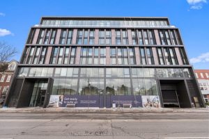 2-bedroom condo apartment for rent in Toronto — 202 - 1414 Bayview Avenue