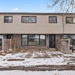 3-bedroom att/row/townhouse for rent in Hamilton — 202 - 250 Montmorency Drive (Photo 1)